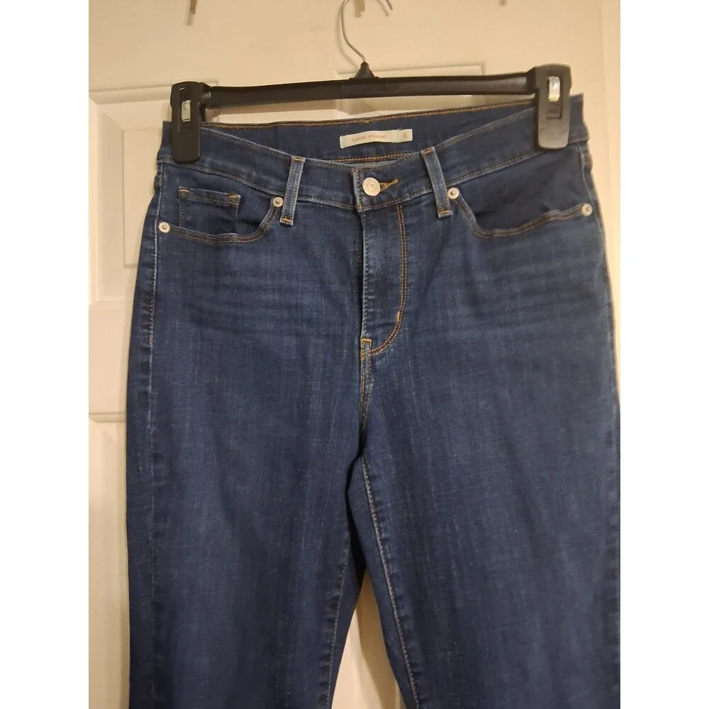 Women's Levi's Classic Straight Jeans Size 6 - Picture 5 of 6